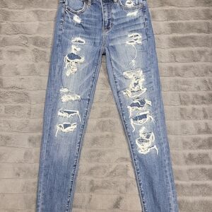 American Eagle Outfitters Light Blue Distressed Jeans